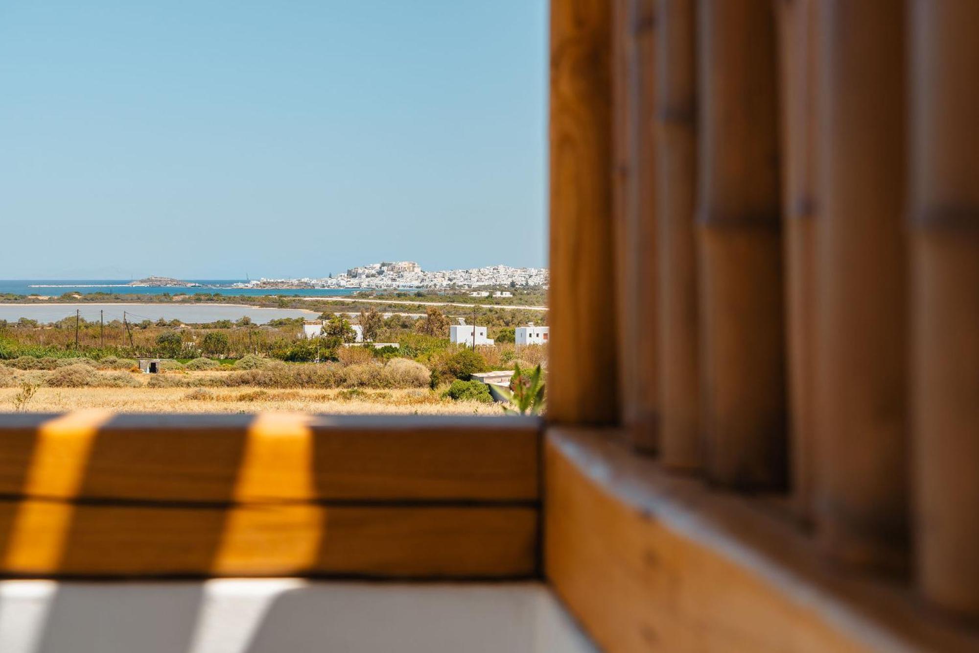 Sunday Luxury Suites Agia Anna  Exterior photo